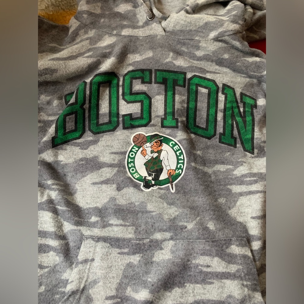 Celtics sweatshirt